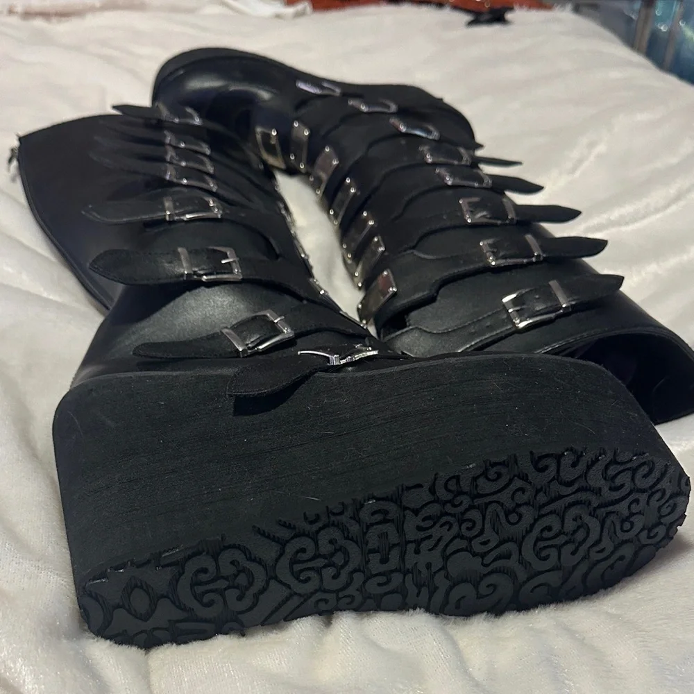 Gothic Black Buckle Combat Boots - Picture 4 of 4